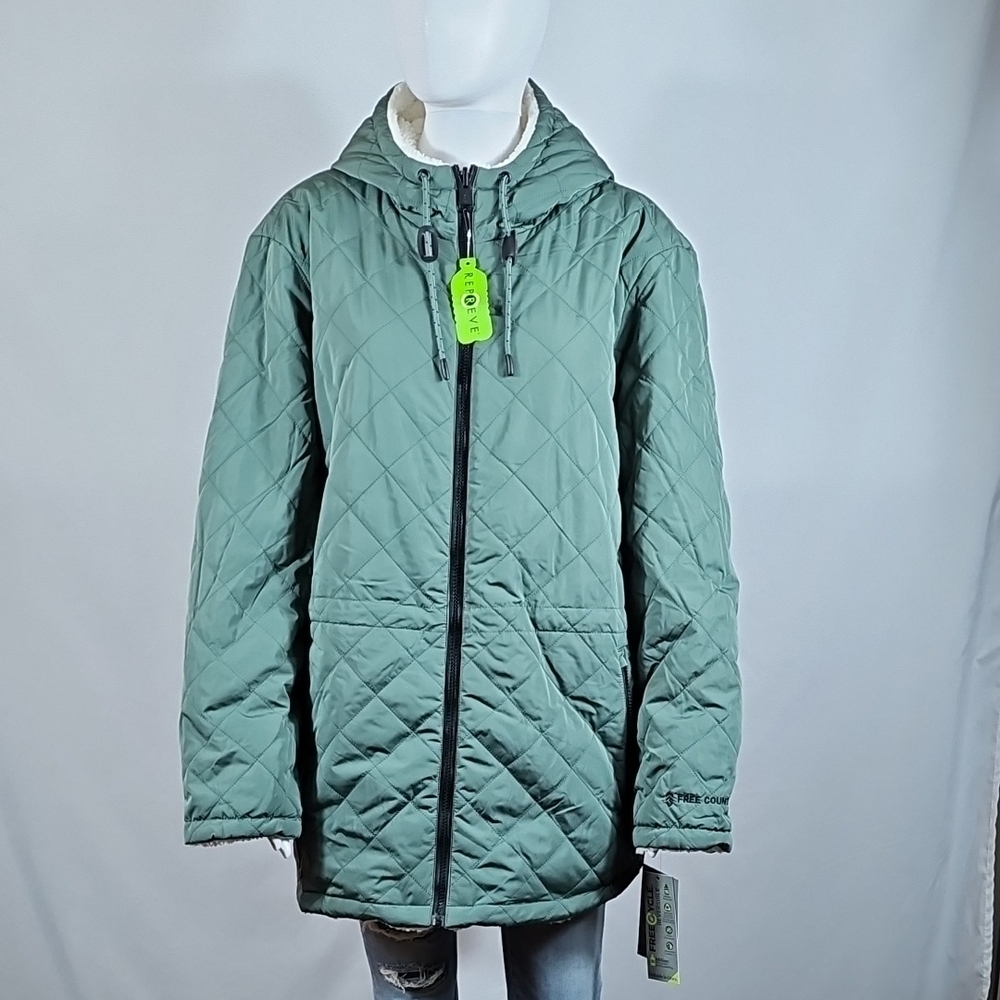 NWT Free Country Swith It Up Cloud Lite Reversible Quilted Coat In Bayleaf Green - Picture 4 of 16